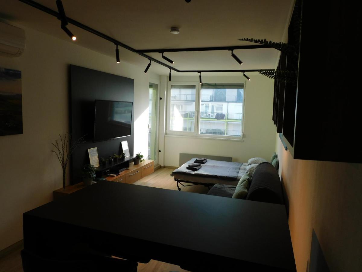 Chill & Relax Apartment Siófok Esterno foto