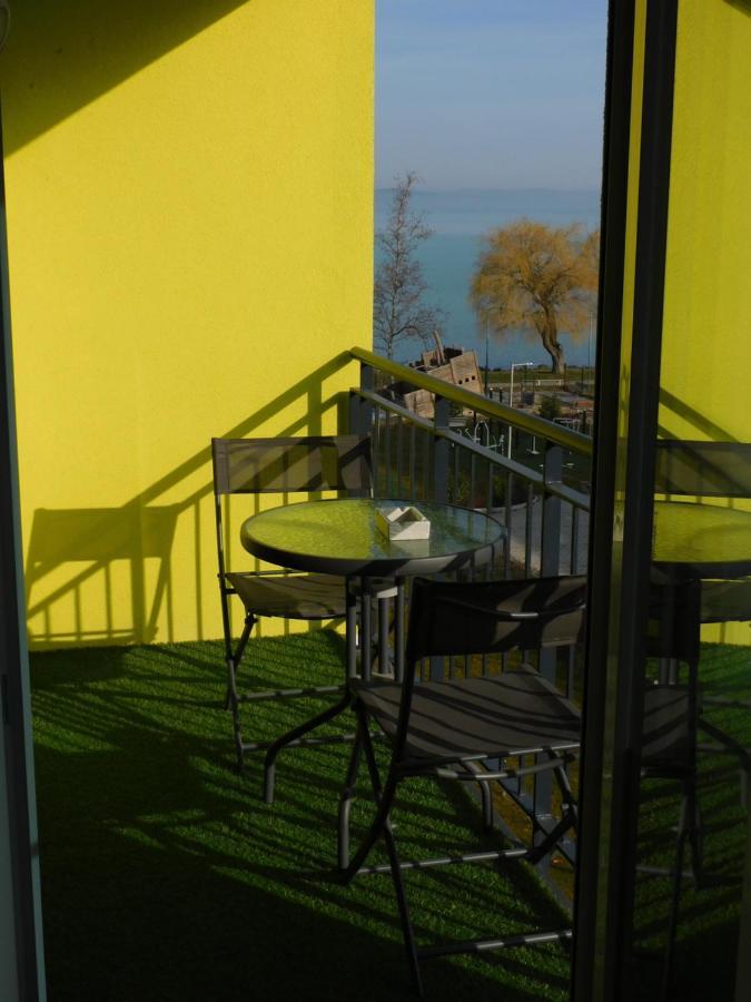 Chill & Relax Apartment Siófok Esterno foto