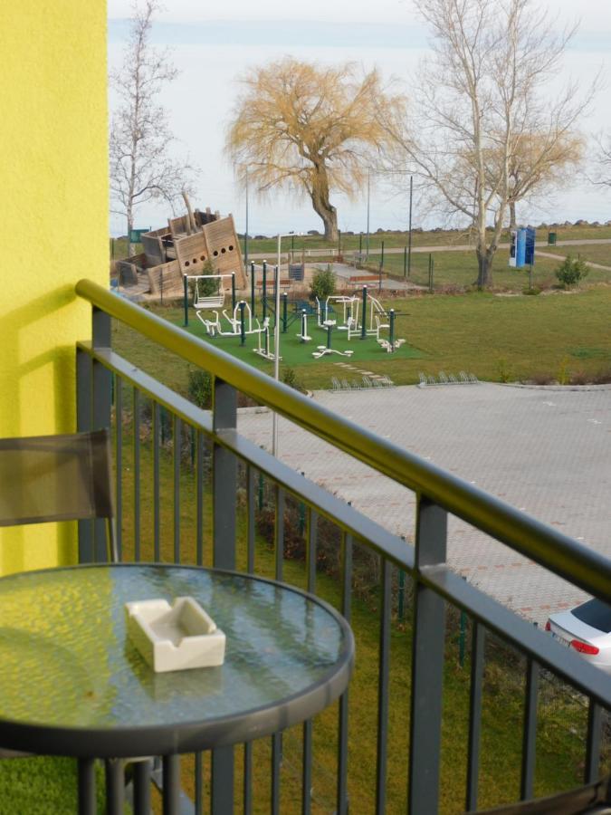 Chill & Relax Apartment Siófok Esterno foto